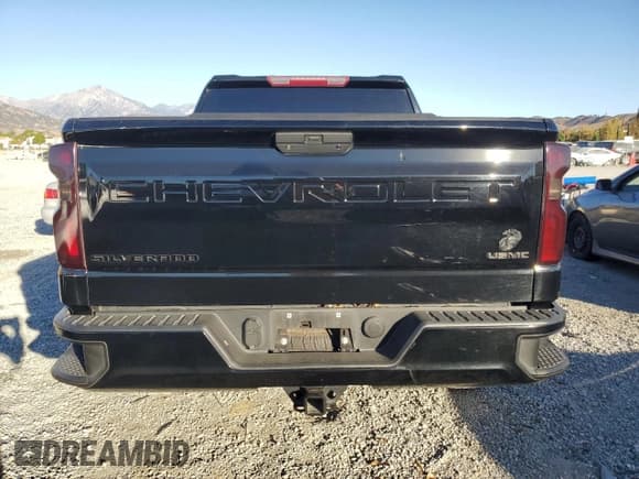 ✅ 2021 Chevrolet Silverado 1500 Custom • VIN: 1GCPWBEK0MZ255221 • Lot: 90493375. Listed on Copart with 72,614 mi. Free auction sales archive from the USA and detailed vehicle history report at DreamBid. Image 6.