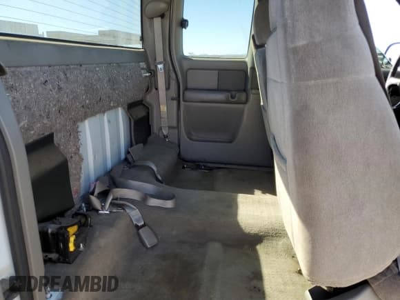 ✅ 2000 Chevrolet Silverado 1500 LS • VIN: 2GCEC19T6Y1317409 • Лот: 68094514. Опубликован ранее на Copart с пробегом Не указан. Бесплатный доступ к архиву аукционных продаж из США и подробный отчёт об истории автомобиля на DreamBid. Изображение 10.