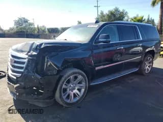 ✅ 2019 Cadillac Escalade ESV Premium Luxury • VIN: 1GYS4JKJ4KR219478 • Lot: 87077075. Wystawiony na Copart z przebiegiem 32 857 mil. Bezpłatny archiwum sprzedaży aukcyjnych z USA i szczegółowy raport historii pojazdu na DreamBid. Zdjęcie 1.