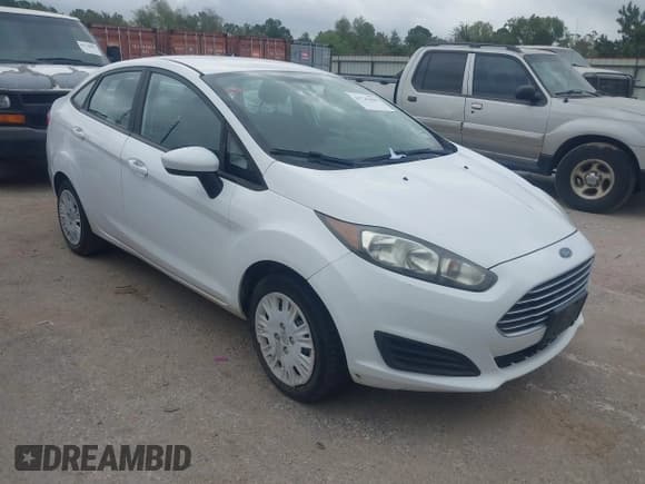 ✅ 2016 Ford Fiesta S • VIN: 3FADP4AJ5GM206746 • Лот: 43727830. Опубликован ранее на IAAI с пробегом 63 265 миль. Бесплатный доступ к архиву аукционных продаж из США и подробный отчёт об истории автомобиля на DreamBid. Изображение 1.