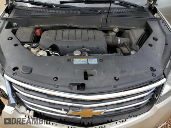 ✅ 2017 Chevrolet Traverse LT • VIN: 1GNKRGKD0HJ146189 • Lot: 57645814. Wystawiony na Copart z przebiegiem 174 460 mil. Bezpłatny archiwum sprzedaży aukcyjnych z USA i szczegółowy raport historii pojazdu na DreamBid. Zdjęcie 12.