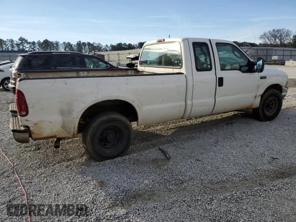 ✅ 2004 Ford F-250 XL • VIN: 1FTNX20L84ED22644 • Lot: 46807015. Listed on Copart with 432,438 mi. Free auction sales archive from the USA and detailed vehicle history report at DreamBid. Image 3.