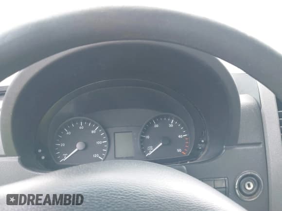 ✅ 2011 Mercedes-Benz Sprinter Cargo • VIN: WD3PE8CB2B5587023 • Lot: 42766848. Wystawiony na IAAI z przebiegiem Nie podano. Bezpłatny archiwum sprzedaży aukcyjnych z USA i szczegółowy raport historii pojazdu na DreamBid. Zdjęcie 15.