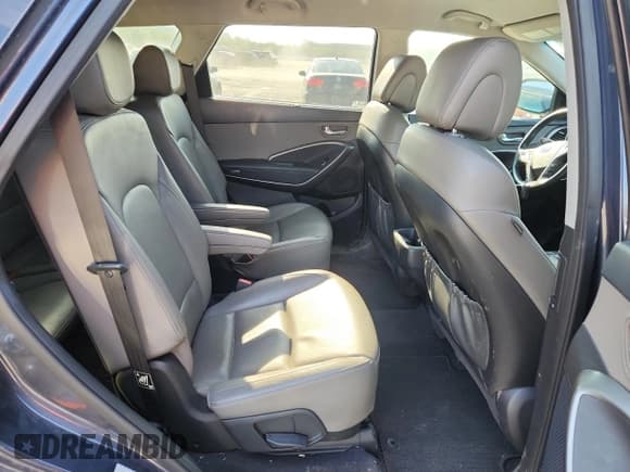 ✅ 2017 Hyundai Santa Fe Limited • VIN: KM8SN4HFXHU179013 • Лот: 81162075. Опубликован ранее на Copart с пробегом 130 110 миль. Бесплатный доступ к архиву аукционных продаж из США и подробный отчёт об истории автомобиля на DreamBid. Изображение 11.