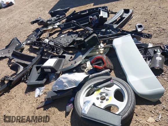 ✅ 2024 BMW X3 M • VIN: 5YM13EC09R9X39081 • Lot: 43550969. Wystawiony na IAAI z przebiegiem 15 353 mil. Bezpłatny archiwum sprzedaży aukcyjnych z USA i szczegółowy raport historii pojazdu na DreamBid. Zdjęcie 12.