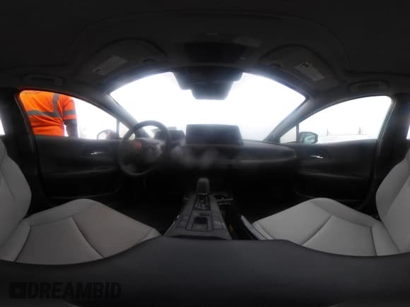 ✅ 2024 Toyota Prius LE • VIN: JTDACAAU8R3028529 • Lot: 42079826. Wystawiony na IAAI z przebiegiem 7 849 mil. Bezpłatny archiwum sprzedaży aukcyjnych z USA i szczegółowy raport historii pojazdu na DreamBid. Zdjęcie 23.