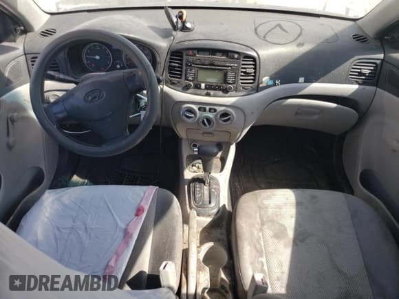 ✅ 2011 Hyundai Accent GLS • VIN: KMHCN4AC2BU613968 • Лот: 75395554. Опубликован ранее на Copart с пробегом 174 902 миль. Бесплатный доступ к архиву аукционных продаж из США и подробный отчёт об истории автомобиля на DreamBid. Изображение 8.