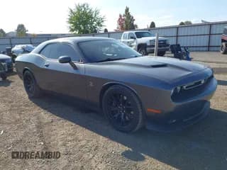 ✅ 2018 Dodge Challenger R/T Scat Pack • VIN: 2C3CDZFJXJH331370 • Lot: 43520068. Wystawiony na IAAI z przebiegiem 48 432 mil. Bezpłatny archiwum sprzedaży aukcyjnych z USA i szczegółowy raport historii pojazdu na DreamBid. Zdjęcie 1.