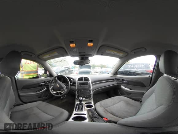 2016 Chevrolet Malibu LS z VIN 1G11B5SA9GF115925, wystawiony jako IAAI lot #43315728 z przebiegiem 108 708 mil mil oraz . Historia ofert i sprzedaży dostępna na DreamBid. Obrazek 21.