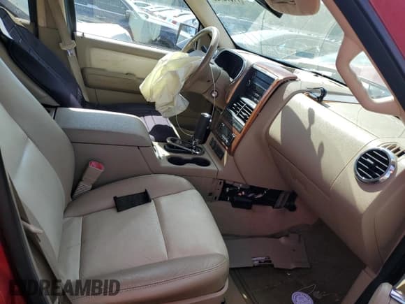 ✅ 2010 Ford Explorer Eddie Bauer • VIN: 1FMEU6EE8AUA33819 • Lot: 71072725. Wystawiony na Copart z przebiegiem 157 430 mil. Bezpłatny archiwum sprzedaży aukcyjnych z USA i szczegółowy raport historii pojazdu na DreamBid. Zdjęcie 7.