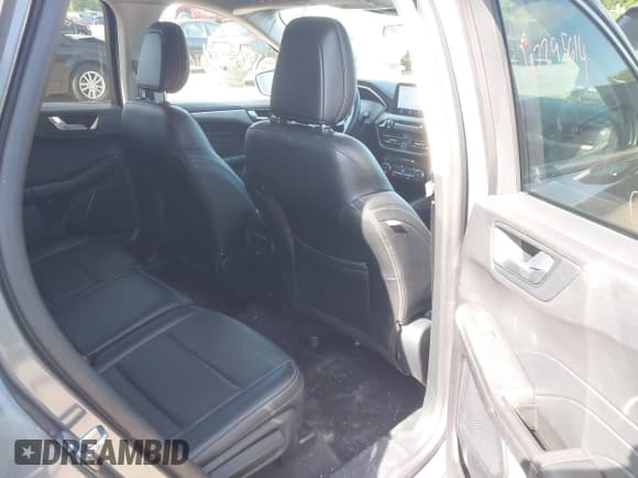 ✅ 2021 Ford Escape SEL • VIN: 1FMCU9H66MUA64813 • Lot: 42295614. Wystawiony na IAAI z przebiegiem 75 002 mil. Bezpłatny archiwum sprzedaży aukcyjnych z USA i szczegółowy raport historii pojazdu na DreamBid. Zdjęcie 8.