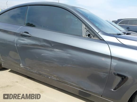 ✅ 2014 BMW 4 Series 428i • VIN: WBA3N7C5XEF718428 • Lot: 42043910. Listed on IAAI with 157,686 mi. Free auction sales archive from the USA and detailed vehicle history report at DreamBid. Image 6.