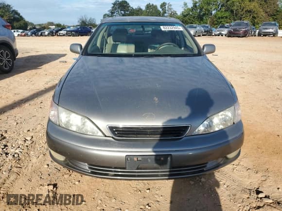 ✅ 1998 Lexus ES 300 • VIN: JT8BF28G8W5027378 • Лот: 82232945. Опубликован ранее на Copart с пробегом 223 697 миль. Бесплатный доступ к архиву аукционных продаж из США и подробный отчёт об истории автомобиля на DreamBid. Изображение 5.