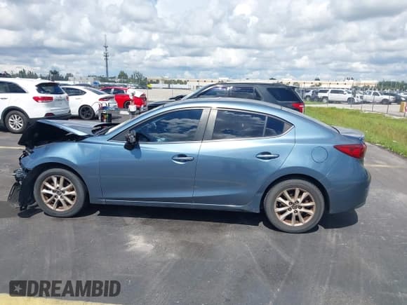 ✅ 2016 Mazda 3 i Touring • VIN: 3MZBM1V73GM312617 • Lot: 43415661. Listed on IAAI with 121,617 mi. Free auction sales archive from the USA and detailed vehicle history report at DreamBid. Image 15.