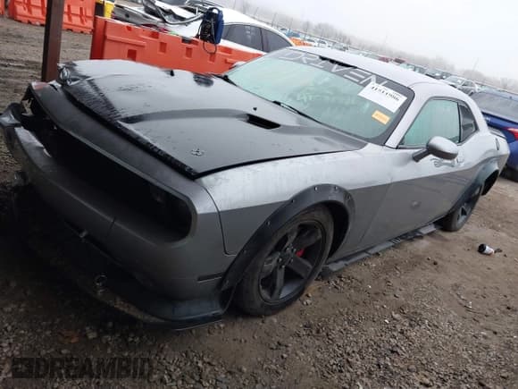 ✅ 2011 Dodge Challenger • VIN: 2B3CJ4DG4BH519321 • Lot: 41511986. Wystawiony na IAAI z przebiegiem 230 695 mil. Bezpłatny archiwum sprzedaży aukcyjnych z USA i szczegółowy raport historii pojazdu na DreamBid. Zdjęcie 2.