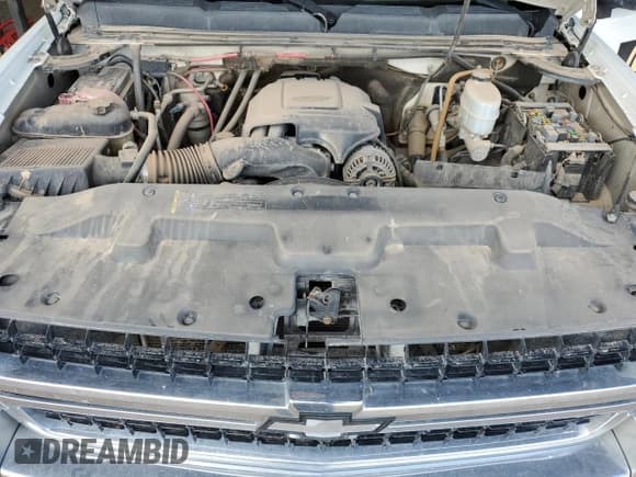 ✅ 2009 Chevrolet Silverado 2500HD Work Truck • VIN: 1GCHC49K19E108133 • Лот: 69440865. Опубликован ранее на Copart с пробегом 358 476 миль. Бесплатный доступ к архиву аукционных продаж из США и подробный отчёт об истории автомобиля на DreamBid. Изображение 11.