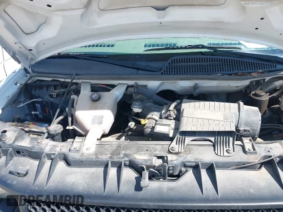 ✅ 2014 Chevrolet Express Cargo • VIN: 1GCWGFBAXE1212680 • Lot: 42450162. Wystawiony na IAAI z przebiegiem 253 657 mil. Bezpłatny archiwum sprzedaży aukcyjnych z USA i szczegółowy raport historii pojazdu na DreamBid. Zdjęcie 10.