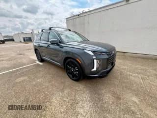 2025 Hyundai Palisade XRT z VIN KM8R34GE1SU835779, wystawiony jako Copart lot #80946435 z przebiegiem 4 335 mil mil oraz Szkoda całkowita • Salvage title. Historia ofert i sprzedaży dostępna na DreamBid. Obrazek 1.
