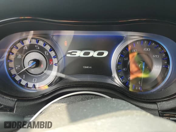 ✅ 2017 Chrysler 300 S Alloy Edition • VIN: 2C3CCABG7HH508143 • Lot: 66607125. Listed on Copart with 13,846 mi. Free auction sales archive from the USA and detailed vehicle history report at DreamBid. Image 9.