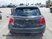 ✅ 2017 MINI Hardtop Cooper S • VIN: WMWXP7C57H2A45348 • Lot: 42261812. Wystawiony na IAAI z przebiegiem 117 165 mil. Bezpłatny archiwum sprzedaży aukcyjnych z USA i szczegółowy raport historii pojazdu na DreamBid. Zdjęcie 16.