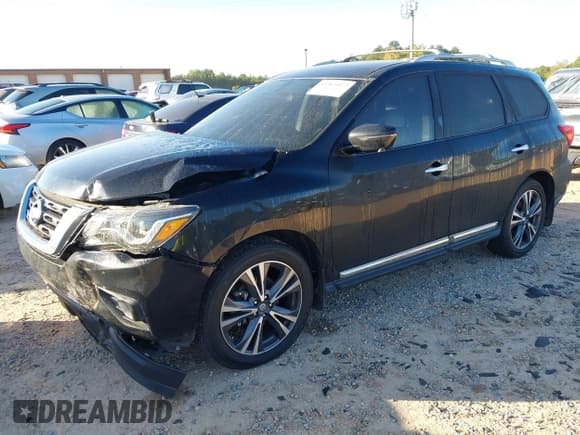 ✅ 2019 Nissan Pathfinder SL • VIN: 5N1DR2MM3KC592653 • Лот: 43363027. Опубликован ранее на IAAI с пробегом 121 709 миль. Бесплатный доступ к архиву аукционных продаж из США и подробный отчёт об истории автомобиля на DreamBid. Изображение 2.