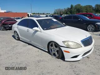 ✅ 2007 Mercedes-Benz S 550 • VIN: WDDNG71X37A044817 • Lot: 43441350. Wystawiony na IAAI z przebiegiem 129 649 mil. Bezpłatny archiwum sprzedaży aukcyjnych z USA i szczegółowy raport historii pojazdu na DreamBid. Zdjęcie 1.
