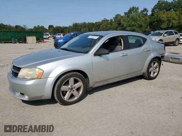 ✅ 2008 Dodge Avenger SXT • VIN: 1B3LC56R18N696195 • Лот: 70243474. Опубликован ранее на Copart с пробегом 171 589 миль. Бесплатный доступ к архиву аукционных продаж из США и подробный отчёт об истории автомобиля на DreamBid. Изображение 1.