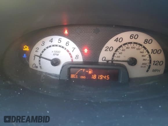 ✅ 2003 Toyota ECHO • VIN: JTDBT123430273590 • Lot: 87404715. Wystawiony na Copart z przebiegiem 181 945 mil. Bezpłatny archiwum sprzedaży aukcyjnych z USA i szczegółowy raport historii pojazdu na DreamBid. Zdjęcie 9.