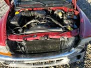 ✅ 1998 Dodge Dakota SLT • VIN: 1B7GG22Y6WS584989 • Lot: 77398674. Wystawiony na Copart z przebiegiem 171 923 mil. Bezpłatny archiwum sprzedaży aukcyjnych z USA i szczegółowy raport historii pojazdu na DreamBid. Zdjęcie 11.