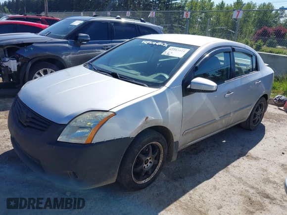 ✅ 2012 Nissan Sentra SR • VIN: 3N1AB6AP6CL692546 • Лот: 42203024. Опубликован ранее на IAAI с пробегом 207 825 миль. Бесплатный доступ к архиву аукционных продаж из США и подробный отчёт об истории автомобиля на DreamBid. Изображение 2.