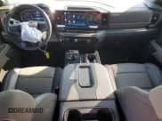 ✅ 2022 Chevrolet Silverado 1500 ZR2 • VIN: 3GCUDHEL0NG517180 • Лот: 58510145. Опубликован ранее на Copart с пробегом 23 101 миль. Бесплатный доступ к архиву аукционных продаж из США и подробный отчёт об истории автомобиля на DreamBid. Изображение 8.