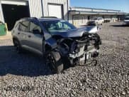 ✅ 2026 Chevrolet Equinox AWD RS • VIN: 3GNAXTEG3TL140811 • Lot: 86062365. Wystawiony na Copart z przebiegiem 9 721 mil. Bezpłatny archiwum sprzedaży aukcyjnych z USA i szczegółowy raport historii pojazdu na DreamBid. Zdjęcie 14.