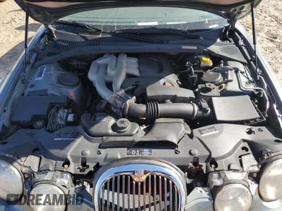 ✅ 2003 Jaguar S-Type • VIN: SAJEB01T83FM51480 • Lot: 43444065. Listed on Copart with 83,840 mi. Free auction sales archive from the USA and detailed vehicle history report at DreamBid. Image 12.