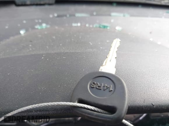 ✅ 2007 Saturn VUE I4 • VIN: 5GZCZ33D07S811121 • Lot: 41580986. Wystawiony na IAAI z przebiegiem 231 575 mil. Bezpłatny archiwum sprzedaży aukcyjnych z USA i szczegółowy raport historii pojazdu na DreamBid. Zdjęcie 11.