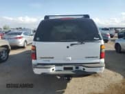 ✅ 2005 Chevrolet Suburban Z71 • VIN: 3GNFK16Z15G114163 • Лот: 55646365. Опубликован ранее на Copart с пробегом 212 653 миль. Бесплатный доступ к архиву аукционных продаж из США и подробный отчёт об истории автомобиля на DreamBid. Изображение 6.