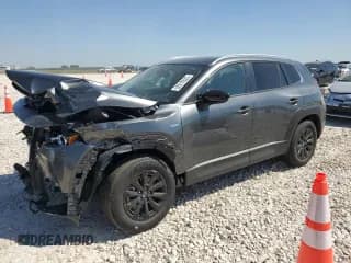 ✅ 2025 Mazda CX-50 Hybrid Preferred Package • VIN: 7MMVAABW1SN112564 • Lot: 52010525. Wystawiony na Copart z przebiegiem 1 550 mil. Bezpłatny archiwum sprzedaży aukcyjnych z USA i szczegółowy raport historii pojazdu na DreamBid. Zdjęcie 1.