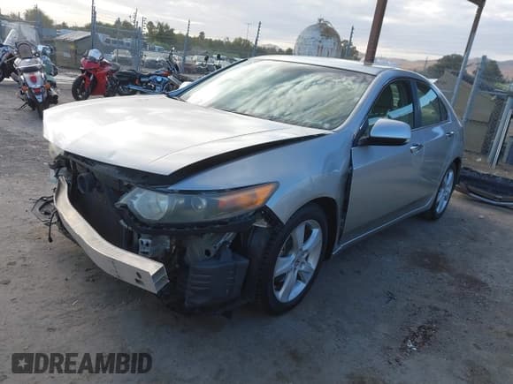 ✅ 2010 Acura TSX • VIN: JH4CU2F63AC038507 • Lot: 43247226. Listed on IAAI with 89,765 mi. Free auction sales archive from the USA and detailed vehicle history report at DreamBid. Image 18.