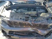 ✅ 2025 Jeep Grand Cherokee Limited • VIN: 1C4RJKBG0S8667262 • Lot: 85180675. Wystawiony na Copart z przebiegiem 10 444 mil. Bezpłatny archiwum sprzedaży aukcyjnych z USA i szczegółowy raport historii pojazdu na DreamBid. Zdjęcie 12.