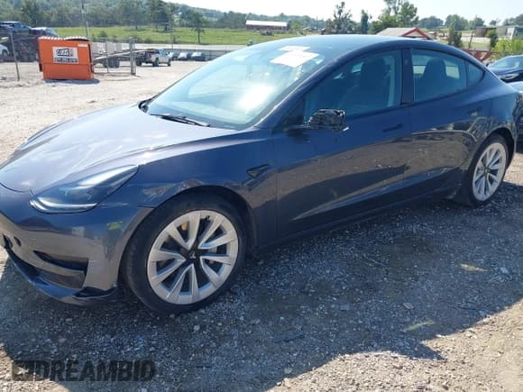 ✅ 2023 Tesla Model 3 • VIN: 5YJ3E1EAXPF437313 • Lot: 43332037. Wystawiony na IAAI z przebiegiem 38 548 mil. Bezpłatny archiwum sprzedaży aukcyjnych z USA i szczegółowy raport historii pojazdu na DreamBid. Zdjęcie 6.