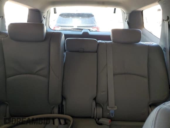 ✅ 2009 Kia Borrego EX • VIN: KNDJH741295029900 • Lot: 66734114. Listed on Copart with 134,652 mi. Free auction sales archive from the USA and detailed vehicle history report at DreamBid. Image 10.