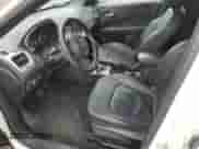 2021 Jeep Compass 80th Anniversary z VIN 3C4NJDEB1MT561871, wystawiony jako Copart lot #56173465 z przebiegiem 59 661 mil mil oraz Szkoda całkowita • Salvage title. Historia ofert i sprzedaży dostępna na DreamBid. Obrazek 7.