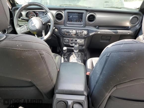 ✅ 2019 Jeep Wrangler Unlimited Sport S • VIN: 1C4HJXDG2KW573403 • Lot: 69076425. Listed on Copart with 84,378 mi. Free auction sales archive from the USA and detailed vehicle history report at DreamBid. Image 8.