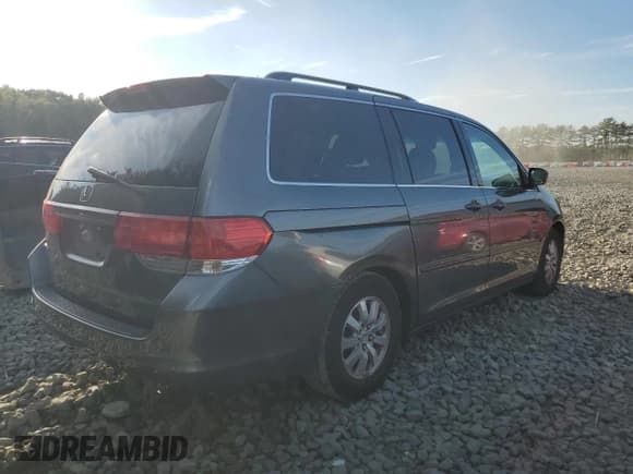 ✅ 2010 Honda Odyssey EX-L • VIN: 5FNRL3H60AB044513 • Lot: 84195805. Listed on Copart with 167,263 mi. Free auction sales archive from the USA and detailed vehicle history report at DreamBid. Image 3.