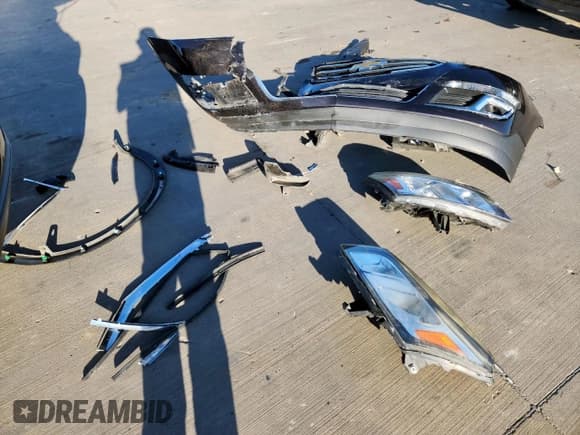 ✅ 2017 Chevrolet Traverse LT • VIN: 1GNKRHKD3HJ175515 • Lot: 82062645. Wystawiony na Copart z przebiegiem 91 559 mil. Bezpłatny archiwum sprzedaży aukcyjnych z USA i szczegółowy raport historii pojazdu na DreamBid. Zdjęcie 13.