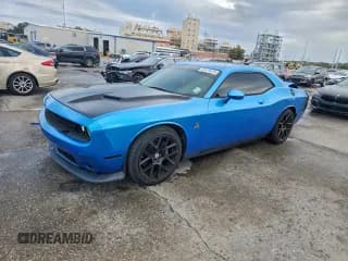 ✅ 2015 Dodge Challenger R/T Scat Pack • VIN: 2C3CDZFJ0FH811411 • Lot: 93419455. Wystawiony na Copart z przebiegiem 108 763 mil. Bezpłatny archiwum sprzedaży aukcyjnych z USA i szczegółowy raport historii pojazdu na DreamBid. Zdjęcie 1.