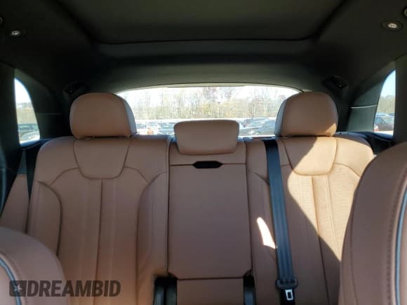 ✅ 2024 Audi Q5 S line Prestige • VIN: WA1FAAFY5R2024106 • Lot: 79076564. Wystawiony na Copart z przebiegiem 23 196 mil. Bezpłatny archiwum sprzedaży aukcyjnych z USA i szczegółowy raport historii pojazdu na DreamBid. Zdjęcie 10.