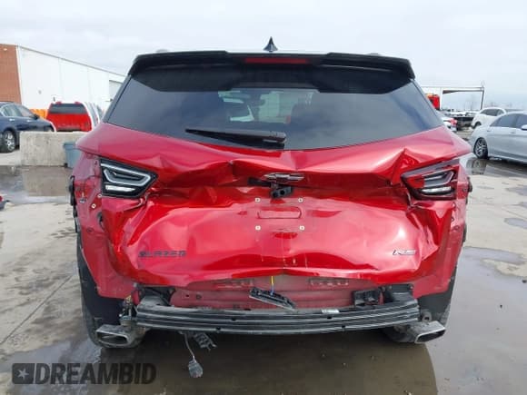 ✅ 2024 Chevrolet Blazer RS • VIN: 3GNKBERS5RS184241 • Lot: 41408120. Listed on IAAI with 11,857 mi. Free auction sales archive from the USA and detailed vehicle history report at DreamBid. Image 6.