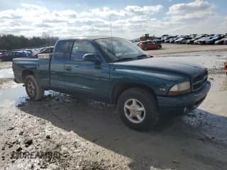 ✅ 1997 Dodge Dakota • VIN: 1B7GL23X8VS156809 • Lot: 43362585. Wystawiony na Copart z przebiegiem 146 015 mil. Bezpłatny archiwum sprzedaży aukcyjnych z USA i szczegółowy raport historii pojazdu na DreamBid. Zdjęcie 4.