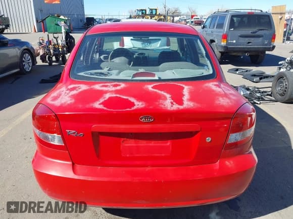 ✅ 2004 Kia Rio • VIN: KNADC125746285903 • Lot: 41674164. Wystawiony na IAAI z przebiegiem 202 845 mil. Bezpłatny archiwum sprzedaży aukcyjnych z USA i szczegółowy raport historii pojazdu na DreamBid. Zdjęcie 16.
