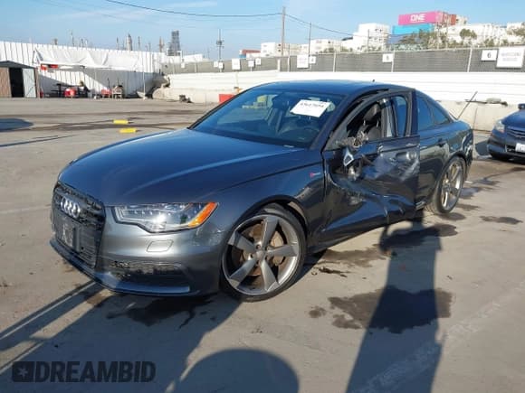 ✅ 2014 Audi A6 Prestige • VIN: WAUHGAFCXEN076970 • Лот: 43617694. Опубликован ранее на IAAI с пробегом 75 401 миль. Бесплатный доступ к архиву аукционных продаж из США и подробный отчёт об истории автомобиля на DreamBid. Изображение 2.